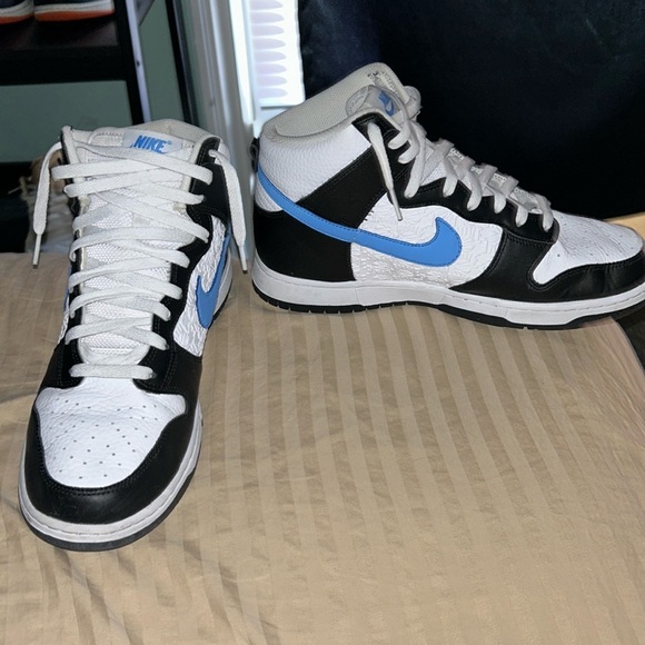 Nike dunk EMB university blue